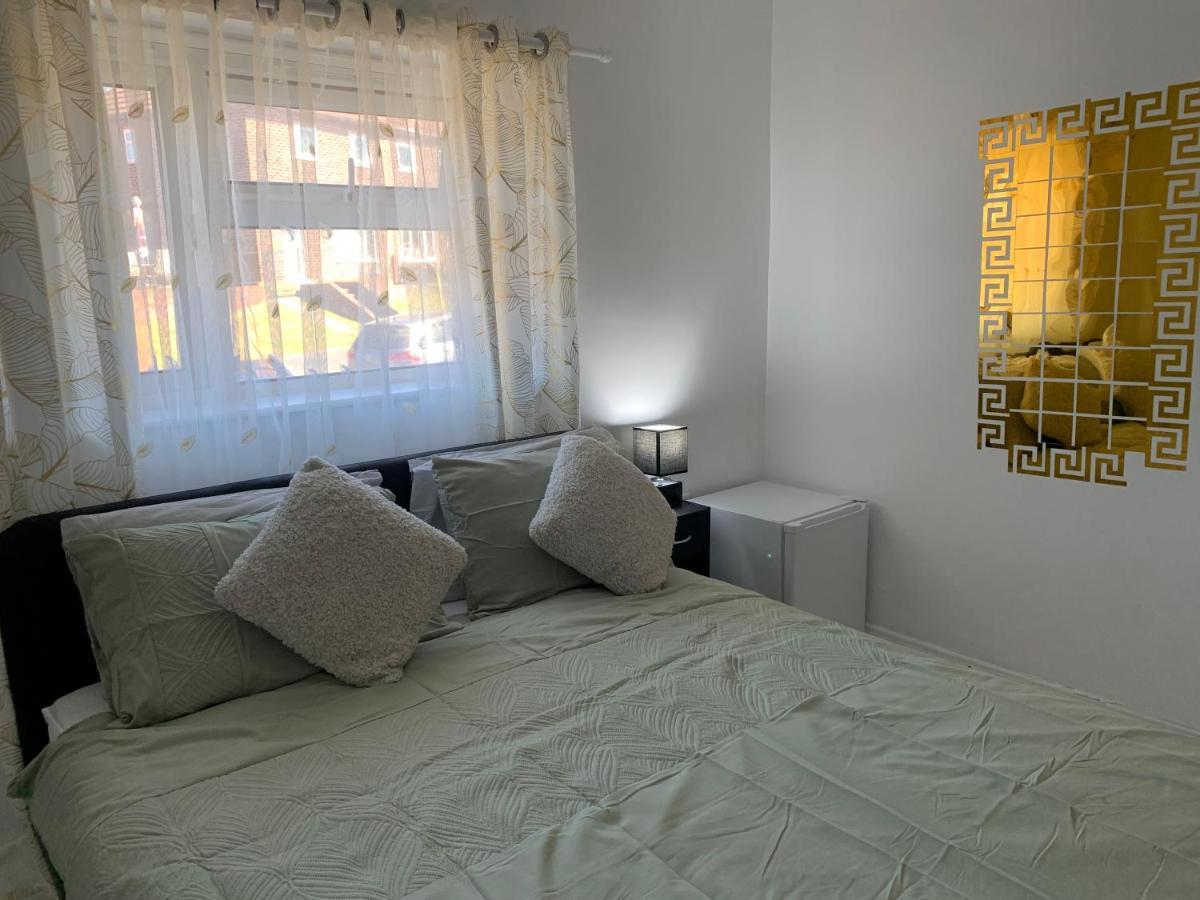 Double Room Bentilee Bucknall  Exteriér fotografie